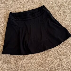 Athleta 18 1/2 inch black skort.